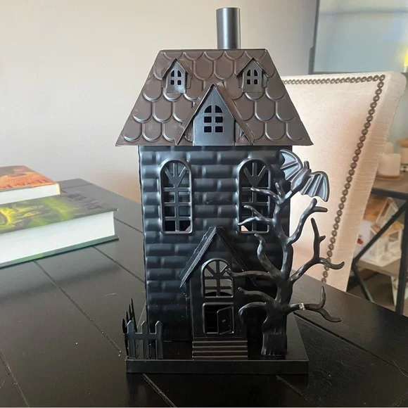 Black Metal Haunted House Halloween Decor - Picture 7 of 9